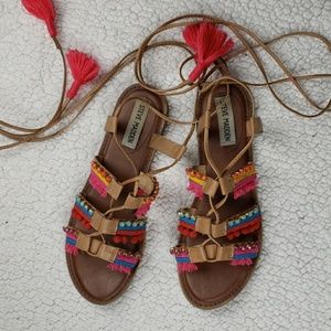 Steve Madden Tie Up Sandals
